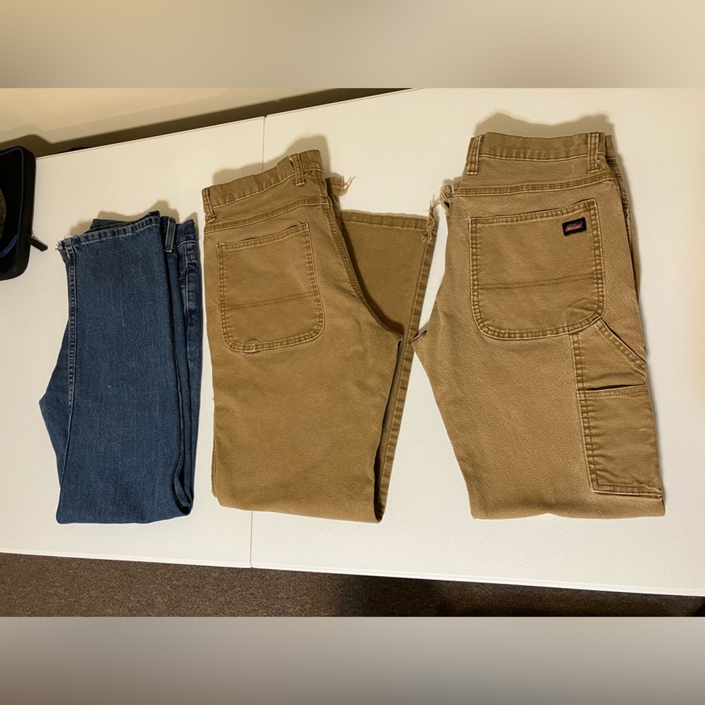Men’s jeans box 3 pair 32-33 w 30-32 L